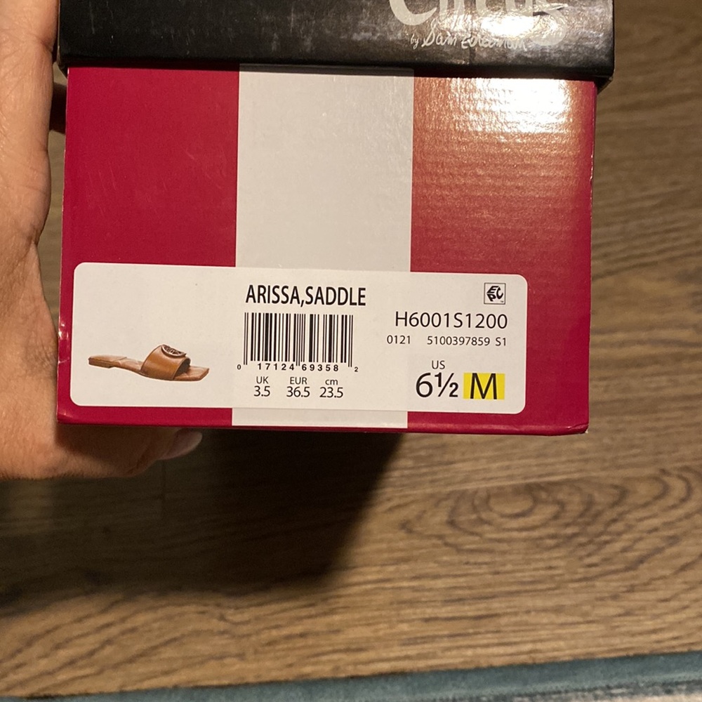 Brand new arissa slide sandal - Picture 3 of 3
